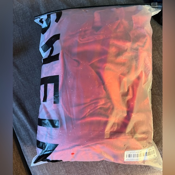 Red Velvety Off-the-Shoulder Cocktail Dress Size 4XL - Picture 6 of 7